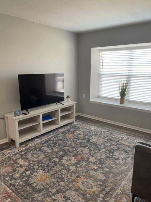 The Irene - 2 Bedroom Apt In Quilt Town, Usa Hamilton Luaran gambar